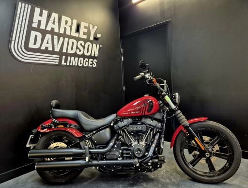 HARLEY-DAVIDSON SOFTAIL STREET BOB 1868