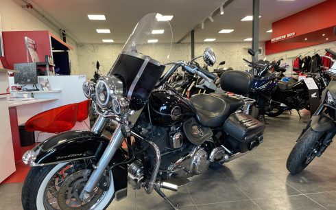 HARLEY-DAVIDSON TOURING ROAD KING 1584