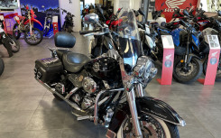 HARLEY-DAVIDSON TOURING ROAD KING 1584