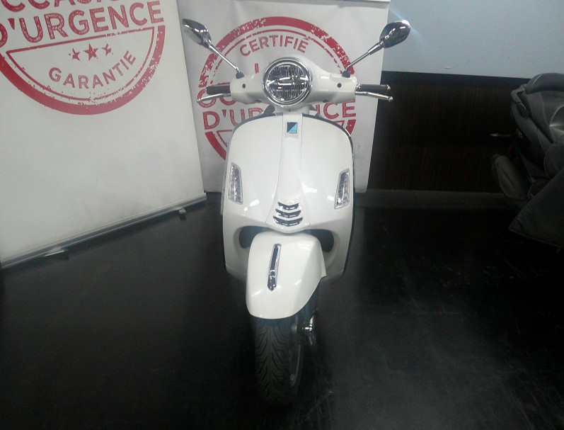 VESPA GTS 125 ABS 2023 3790KM