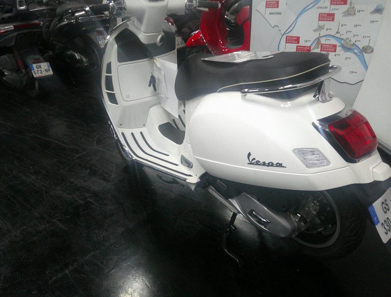 VESPA GTS 125 ABS 2023 3790KM