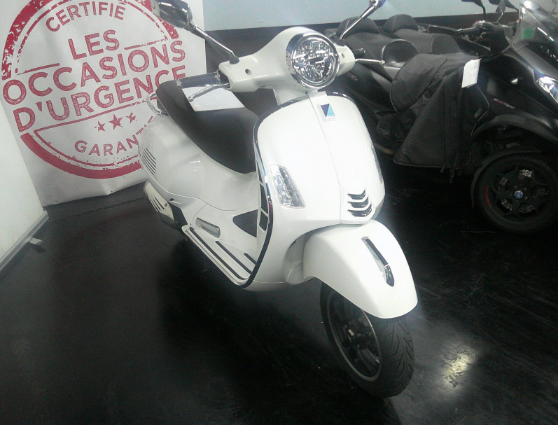 VESPA GTS 125 ABS 2023 3790KM