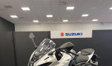 SUZUKI GSX-8R