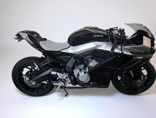 CF MOTO SR 675 ACCIDENTE RSV 
