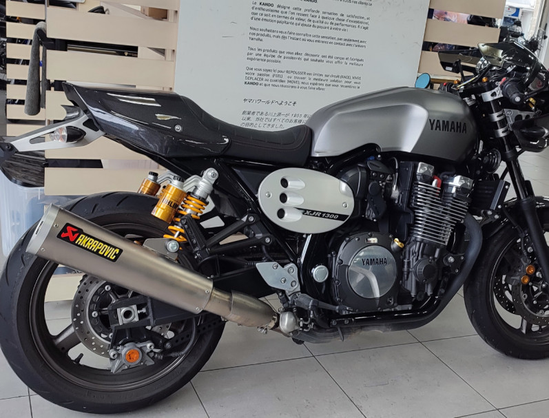 YAMAHA XJR 1300 RACER