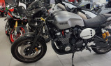YAMAHA XJR 1300 RACER