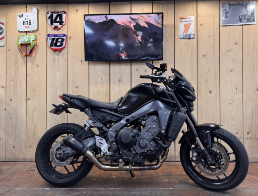 YAMAHA MT-09 35KW / ECHAPPEMENT XRACE / GARANTIE 12 MOIS