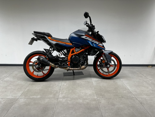 KTM 390 DUKE ABS / 2024 /