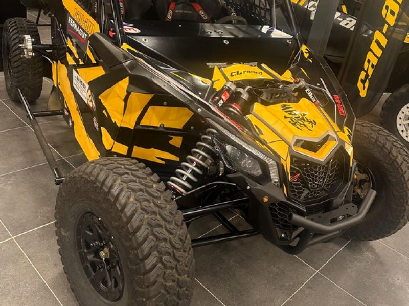 CAN-AM MAVERICK X3