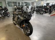 TRIUMPH 	DAYTONA 660