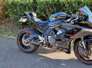 CF MOTO 675 SR