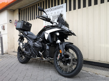 BMW R1300GS TRIPLE BLACK CORRECTEUR D ASSIETE