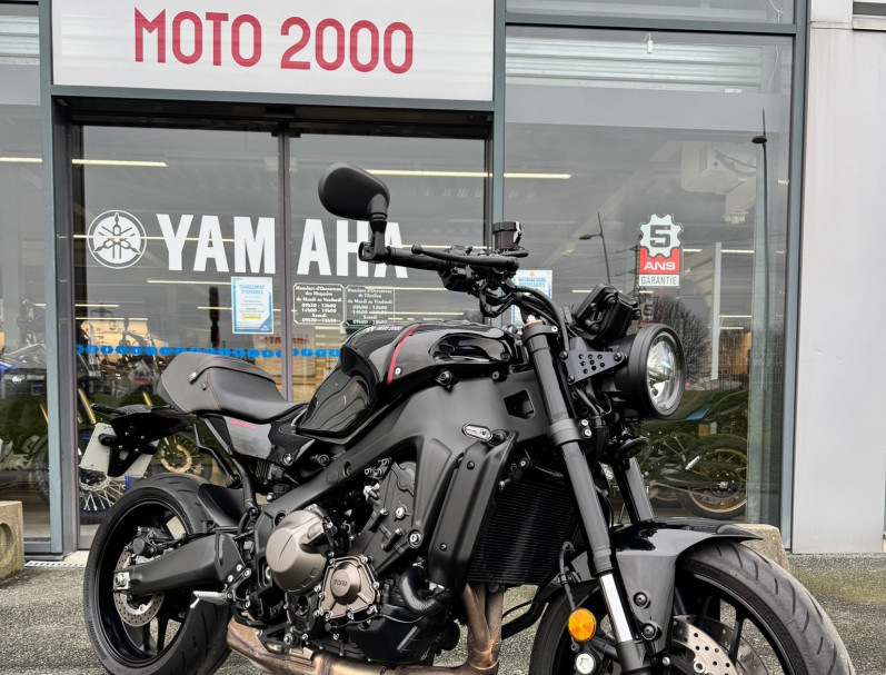 YAMAHA XSR 900