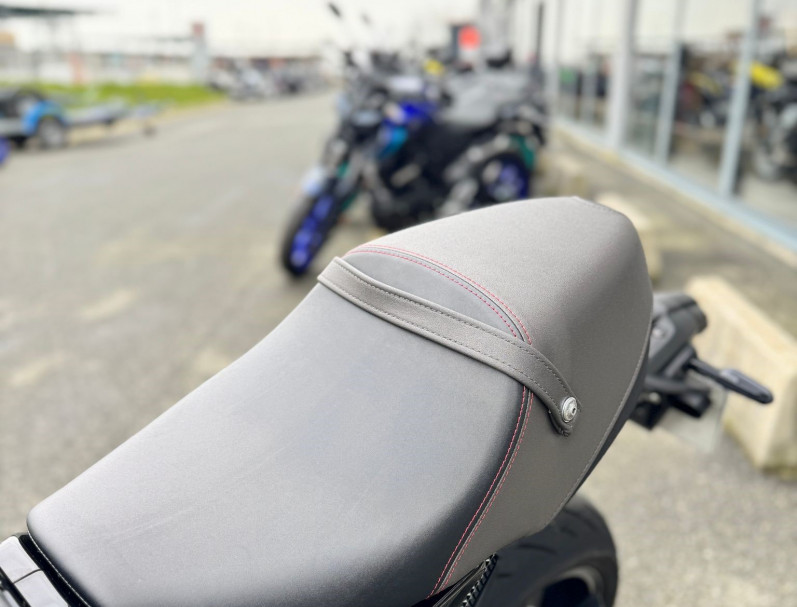 YAMAHA XSR 900
