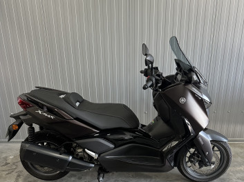 YAMAHA XMAX 300 Tech Max