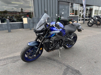 YAMAHA MT-10