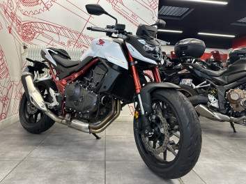 HONDA CB 750 HORNET BRIDABLE A2 - 125€/MOIS*