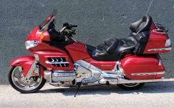 HONDA GL1800 GOLDWING