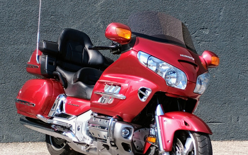HONDA GL1800 GOLDWING
