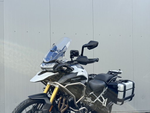 TRIUMPH TIGER 1200 RALLY EXPLORER