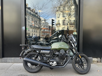 MOTO GUZZI V7 III STONE 750