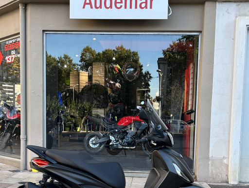 PIAGGIO BEVERLY 400