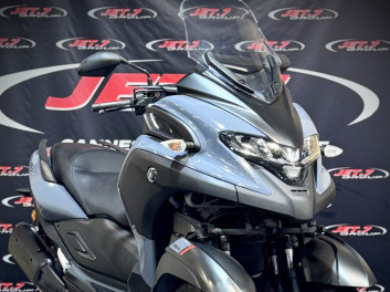 YAMAHA TRICITY 300