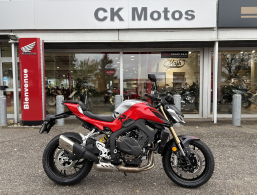 QJ MOTOR SRK 800 ABS COLORIS ROUGE