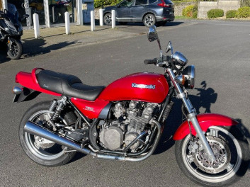Zephyr 750