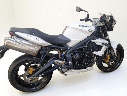 TRIUMPH STREET TRIPLE 675