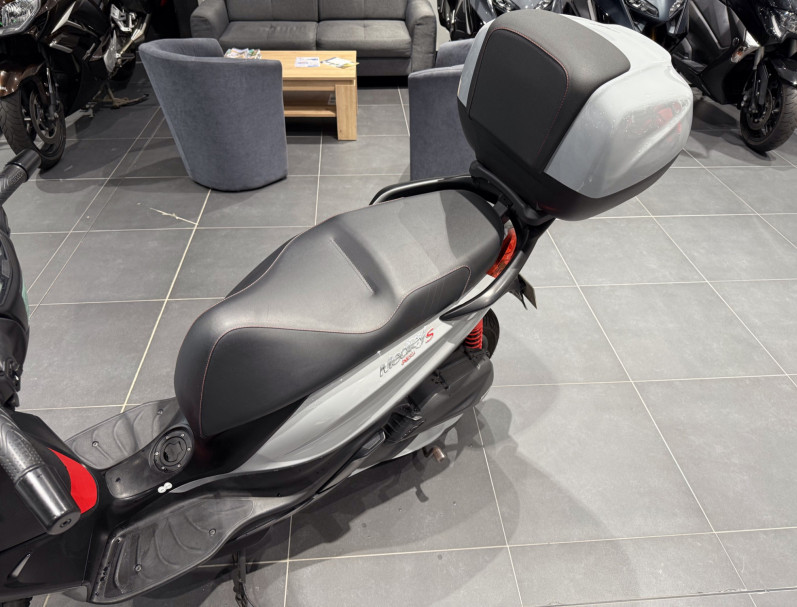 PIAGGIO MEDLEY 125 / Garantie 