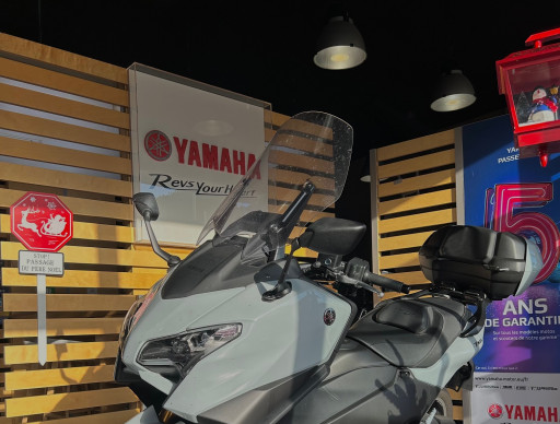 YAMAHA XP T-MAX 560 TECH MAX