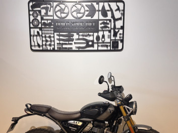 TRIUMPH Scrambler 400 X