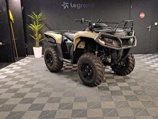 CAN-AM OUTLANDER 500