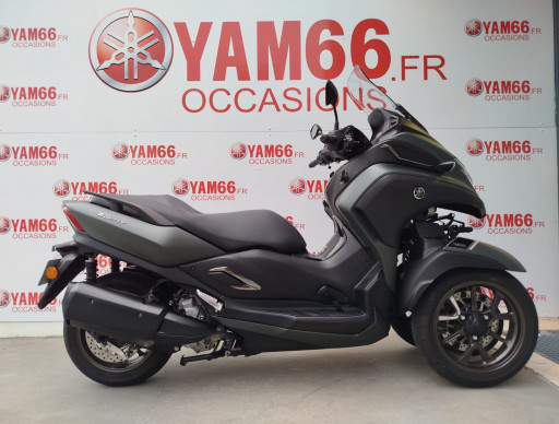 YAMAHA TRICITY 300