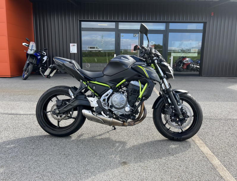 KAWASAKI Z650 - Z650