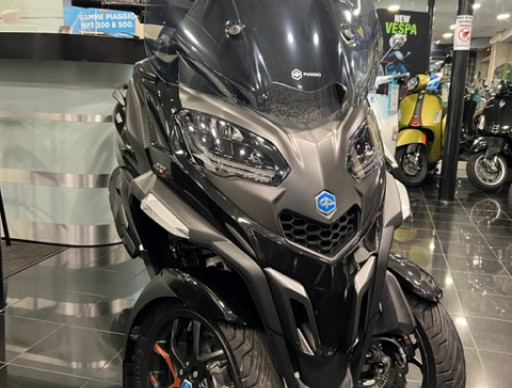 PIAGGIO MP3 530 HPE EXCLUSIVE