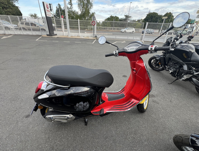 PIAGGIO VESPA 125 PRIMAVERA DISNEY MICKEY MOUSE