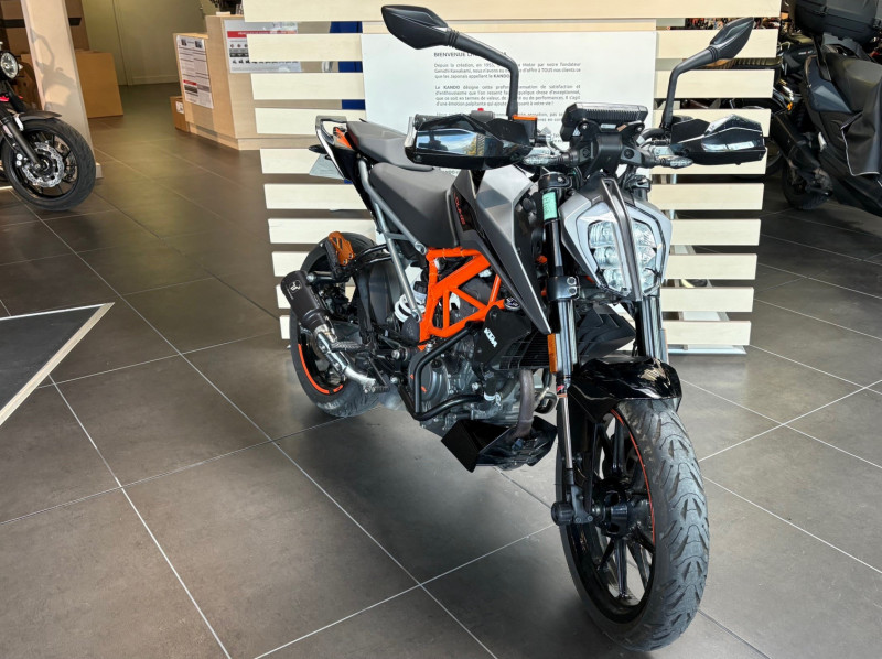 KTM DUKE 125 - Garantie 04/2026