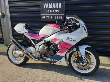 XSR 900 GP replica 750 yzf