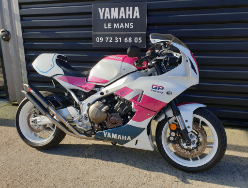 XSR 900 GP replica 750 yzf