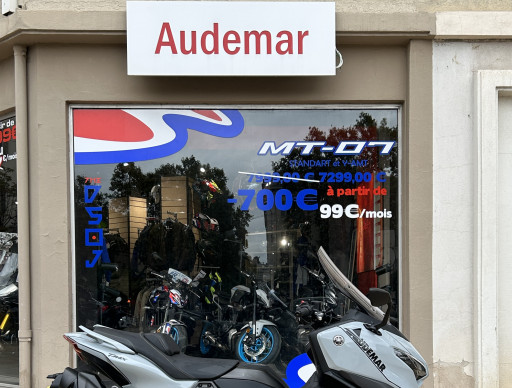 YAMAHA XP T-MAX 560 TECH MAX