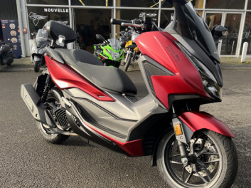 Honda Forza 125