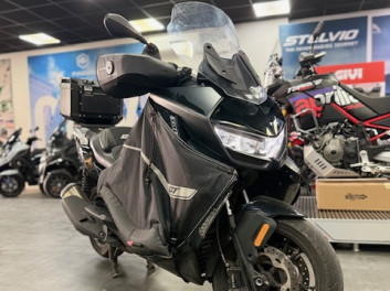 BMW C 400 GT triple black