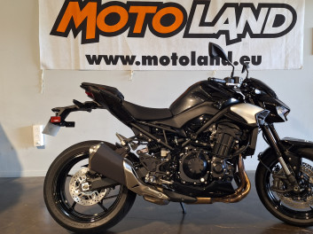 KAWASAKI Z 900