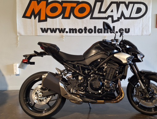 KAWASAKI Z 900