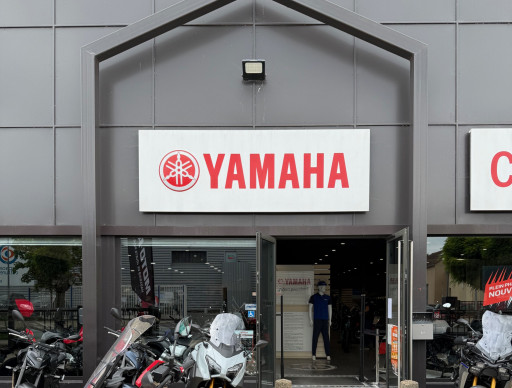 YAMAHA TRACER 7