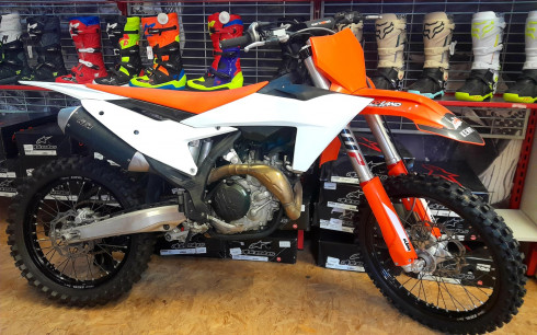 KTM 450 SX-F (116€/MOIS)*