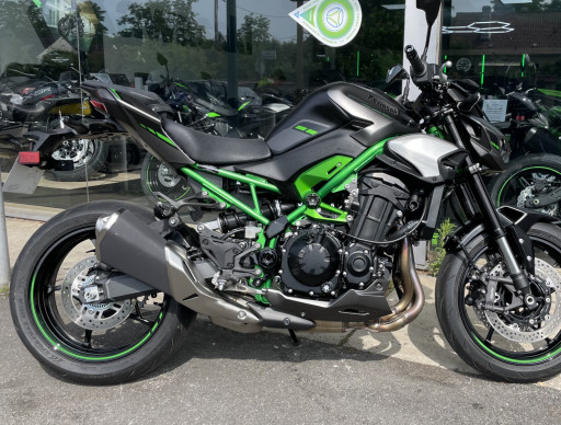 KAWASAKI Z900 A2
