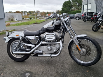 HARLEY-DAVIDSON SPORTSTER 883